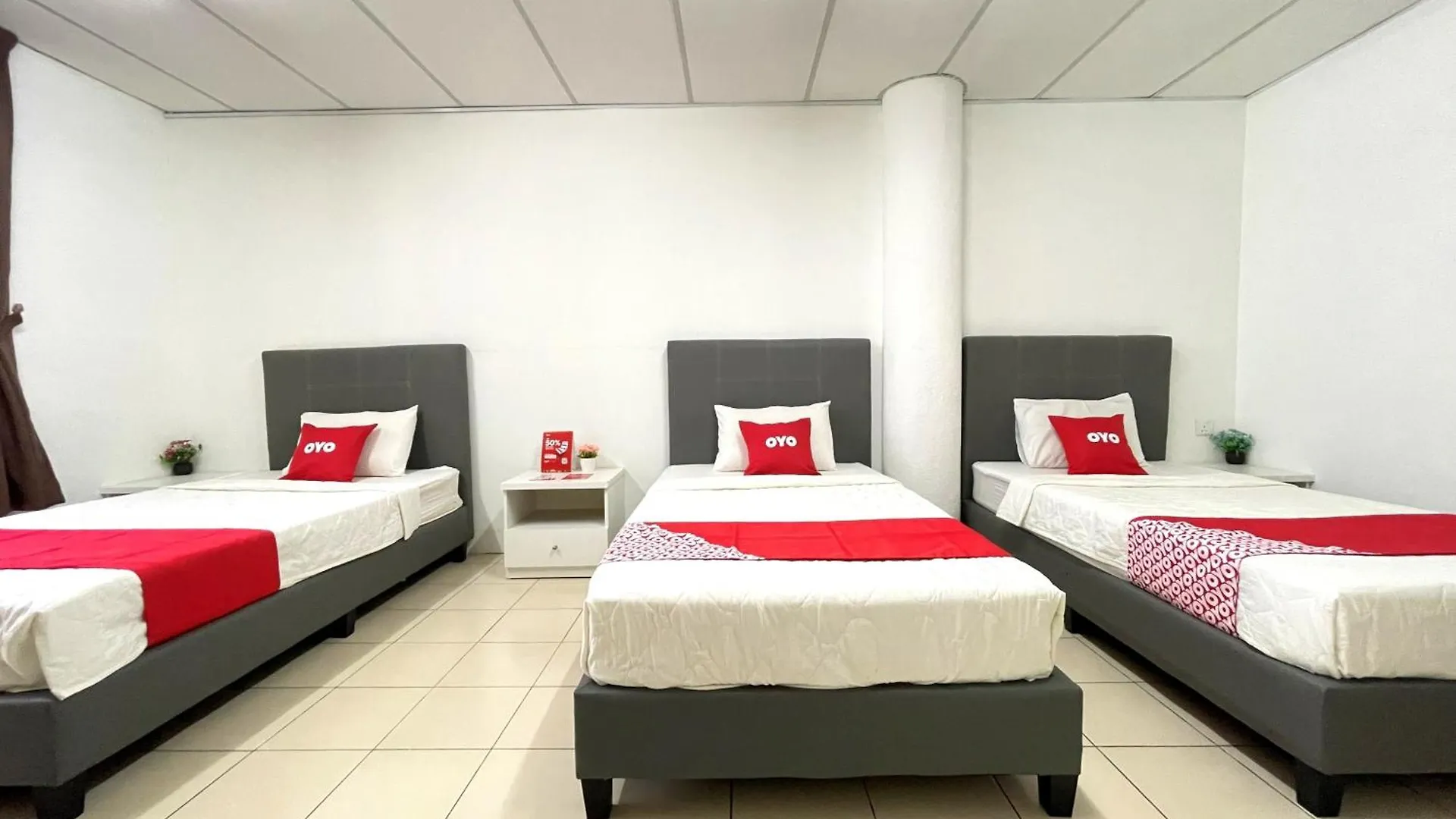 Oyo Home 90326 Wg Guest House George Town 0*,  Malaysia