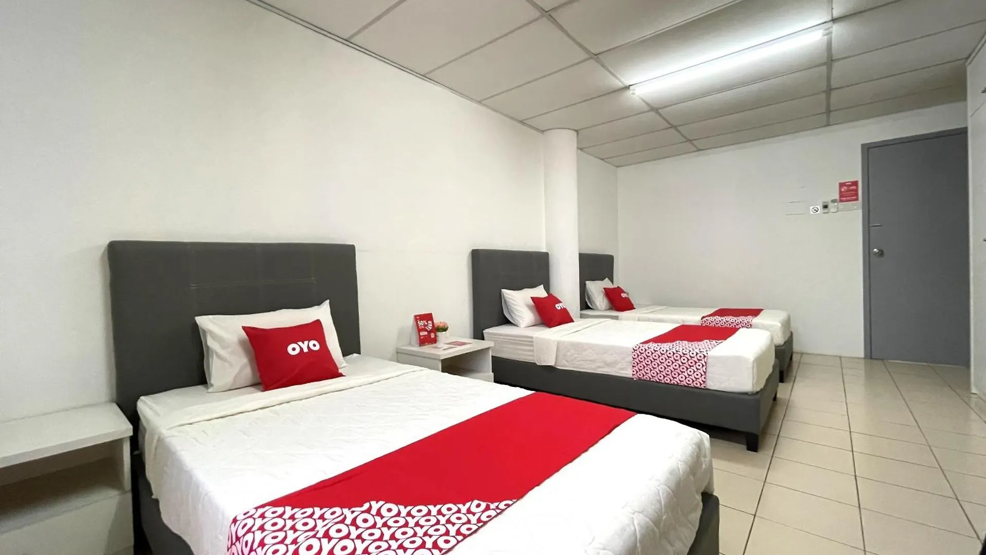 Oyo Home 90326 Wg Guest House George Town 0*,  Malaysia