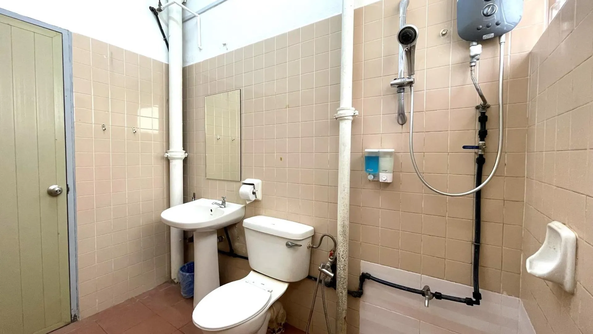 Oyo Home 90326 Wg Guest House George Town