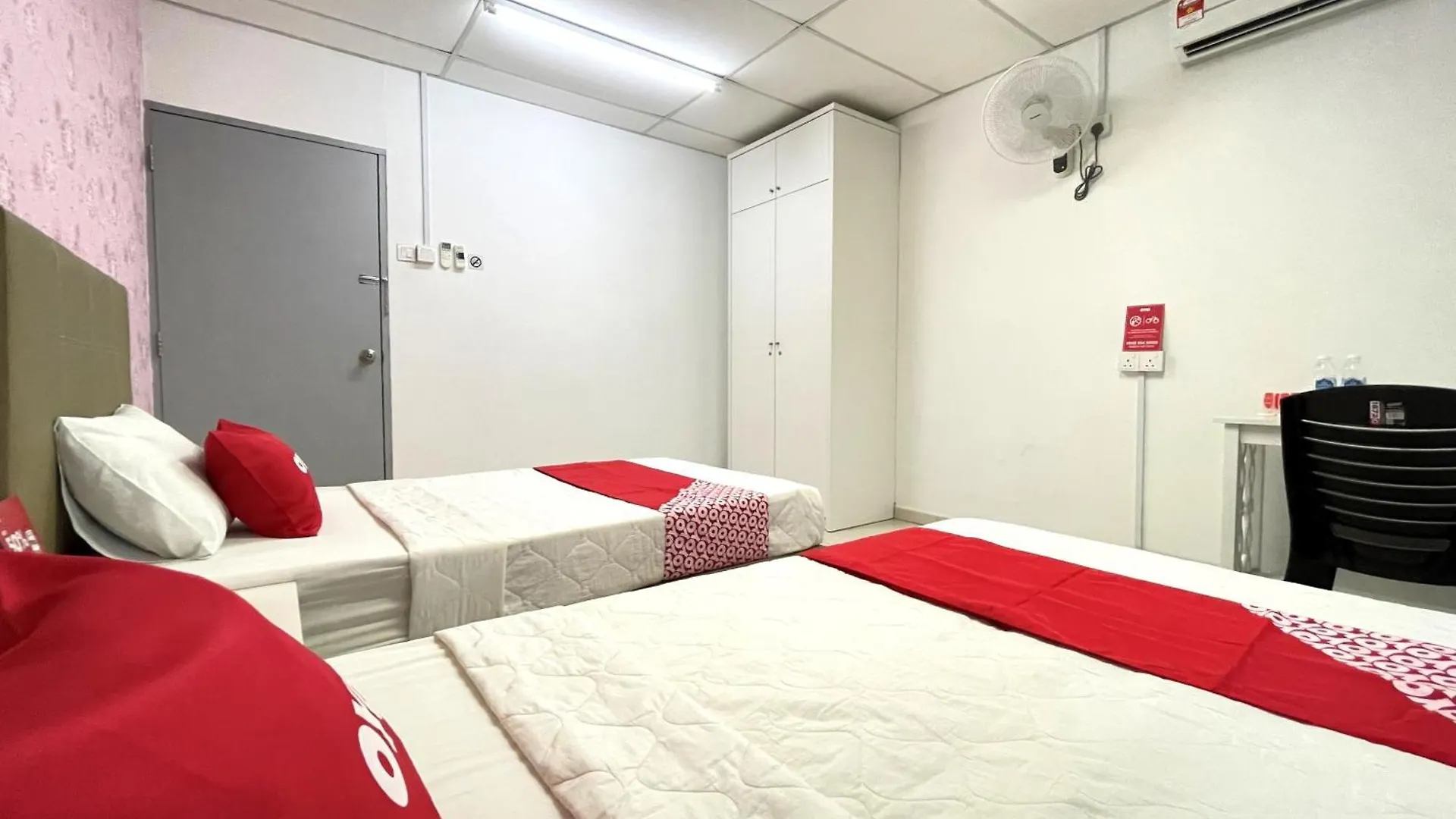Oyo Home 90326 Wg Guest House George Town Homestay